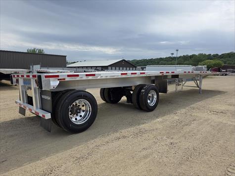 2027 Benson (Wabash) Flatbed